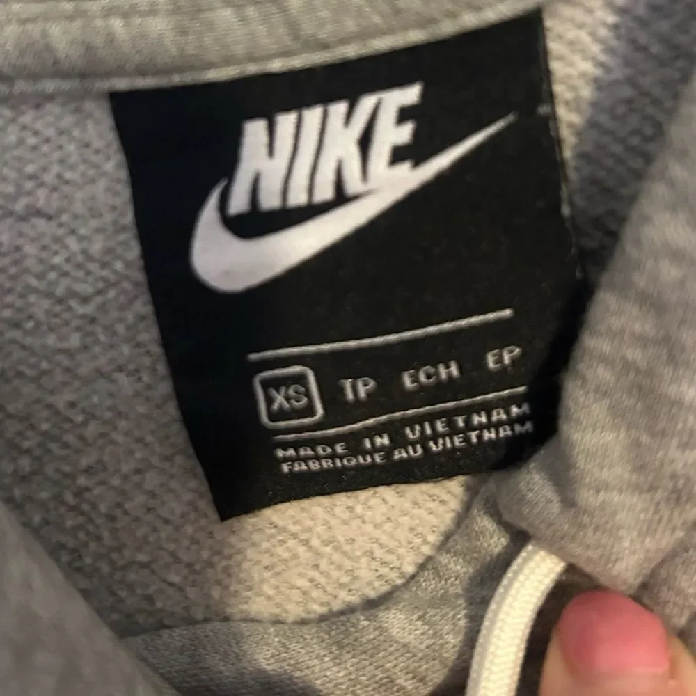 Nike Sportswear Varsity Pullover Hoodie Grey Kangaroo Pocket BV3983-063 Size XS